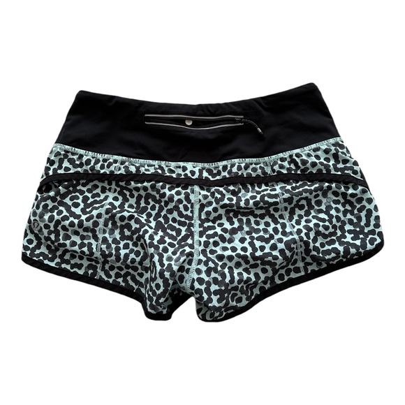 Lululemon speed it up shorts - Picture 2 of 5